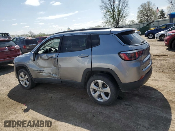 2018 Jeep Compass Latitude z VIN 3C4NJDBB1JT336317, wystawiony jako Copart lot #50824635 z przebiegiem 100 173 mil mil oraz Szkody całkowita. Historia ofert i sprzedaży dostępna na DreamBid. Obrazek 2.