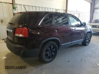 2011 Kia Sorento LX with VIN 5XYKT4A1XBG154372, listed as a Copart auction lot 52928725 with 0 mi miles and Clean Title. Bid and sale history available at carsss.com. Image 3.