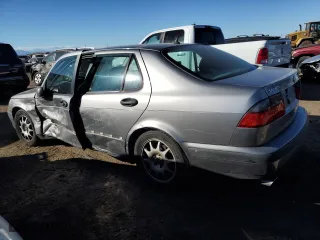 2001 Saab 9-5 with VIN YS3ED48E113035561, listed as a Copart auction lot 76598224 with 195,416 mi miles and Salvage Title. Bid and sale history available at carsss.com. Image 2.
