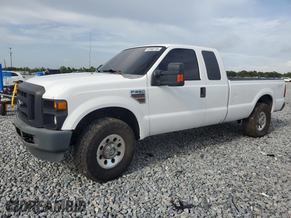 2010 Ford F-250 XL z VIN 1FTSX2BR4AEB37751, wystawiony jako Copart lot #62980735 z przebiegiem 294 465 mil mil oraz Czysty tytuł • Clean title. Historia ofert i sprzedaży dostępna na DreamBid. Obrazek 1.