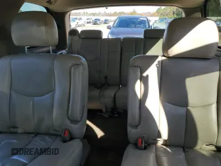 2006 GMC Yukon SLT z VIN 1GKEC13Z46J103782, wystawiony jako Copart lot #84412634 z przebiegiem 201 289 mil mil oraz Szkody całkowita. Historia ofert i sprzedaży dostępna na DreamBid. Obrazek 10.