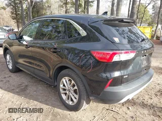 2020 Ford Escape SE с VIN 1FMCU0G61LUA91641, выставлен на аукционе IAAI как лот 41235361 с пробегом 67 017 миль миль и . История ставок и продаж доступна на DreamBid. Изображение 3.