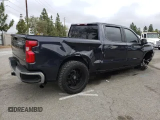 2022 Chevrolet Silverado 1500 LT with VIN 1GCPACEK8NZ618418, listed as a Copart auction lot 55685294 with 33,429 mi miles and Salvage Title. Bid and sale history available at carsss.com. Image 3.