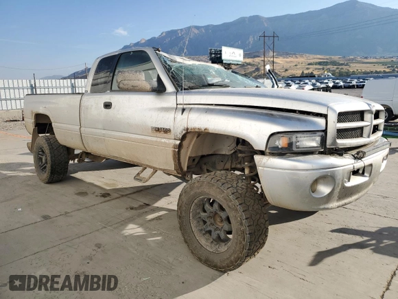 2001 Dodge Ram 2500 with VIN 1B7KF23661J595659, listed as a Copart auction lot 70756954 with 211,043 mi miles and Salvage Title. Bid and sale history available at carsss.com. Image 4.