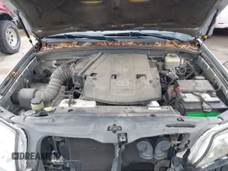 2008 Toyota 4Runner SR5 with VIN JTEZU14R488093169, listed as a IAAI auction lot 41456205 with 178,736 mi miles. Bid and sale history available at carsss.com. Image 10.