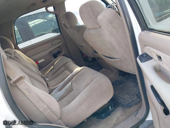 2003 Chevrolet Tahoe Special Service Veh with VIN 1GNEK13V43R182371, listed as a IAAI auction lot 41674371 with NaN miles. Bid and sale history available at carsss.com. Image 8.