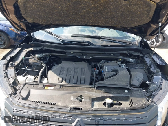 2024 Mitsubishi Eclipse Cross LE with VIN JA4ATVAAXRZ018654, listed as a IAAI auction lot 40034548 with 5,618 mi miles and . Bid and sale history available at DreamBid. Image 10.