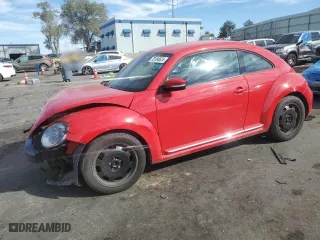 2012 Volkswagen Beetle 2.5L PZEV with VIN 3VWJP7AT4CM639871, listed as a Copart auction lot 78184624 with 0 mi miles and Salvage Title. Bid and sale history available at carsss.com. Image 1.