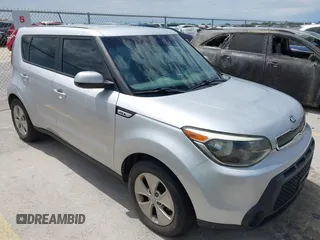 2015 Kia Soul z VIN KNDJN2A29F7774037, wystawiony jako IAAI lot #42233661 z przebiegiem 144 474 mil mil oraz . Historia ofert i sprzedaży dostępna na DreamBid. Obrazek 1.