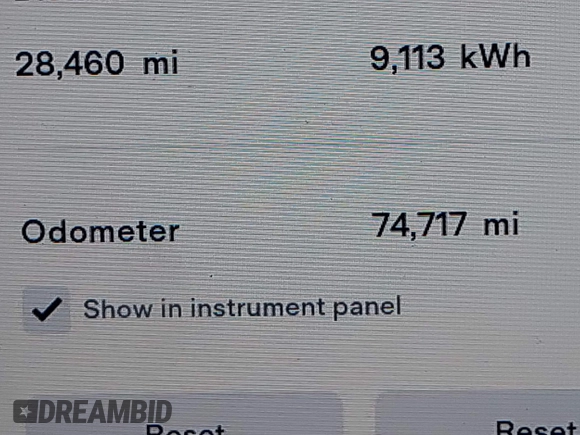 2016 Tesla Model S 90D z VIN 5YJSA1E26GF156108, wystawiony jako IAAI lot #41453148 z przebiegiem 74 717 mil mil oraz . Historia ofert i sprzedaży dostępna na DreamBid. Obrazek 16.