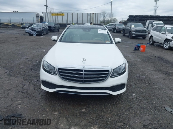 2017 Mercedes-Benz E E 300 Luxury with VIN WDDZF4KBXHA108620, listed as a IAAI auction lot 41935260 with 81,684 mi miles. Bid and sale history available at carsss.com. Image 12.