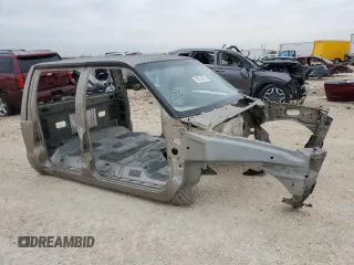 2005 Ford F-350 XL с VIN 1FTWW31P15EC18710, выставлен на аукционе Copart как лот 88154275 с пробегом Не указан миль и На запчасти • Non repairable. История ставок и продаж доступна на DreamBid. Изображение 4.
