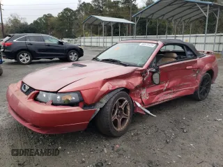 2001 Ford Mustang GT Deluxe with VIN 1FAFP45X31F105218, listed as a Copart auction lot 88575125 with 179,730 mi miles and Non Repairable. Bid and sale history available at carsss.com. Image 1.