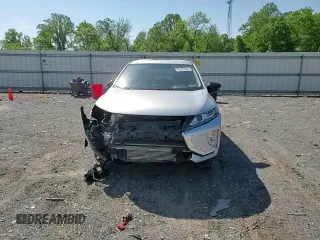 2018 Mitsubishi Eclipse Cross LE z VIN JA4AT4AA0JZ043965, wystawiony jako Copart lot #56483905 z przebiegiem 132 226 mil mil oraz Szkoda całkowita • Salvage title. Historia ofert i sprzedaży dostępna na DreamBid. Obrazek 14.
