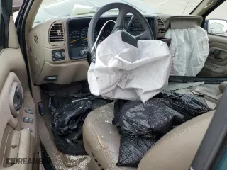 1998 Chevrolet Tahoe with VIN 3GNEK18R4WG128424, listed as a Copart auction lot 79684984 with 217,456 mi miles and Salvage Title. Bid and sale history available at carsss.com. Image 8.