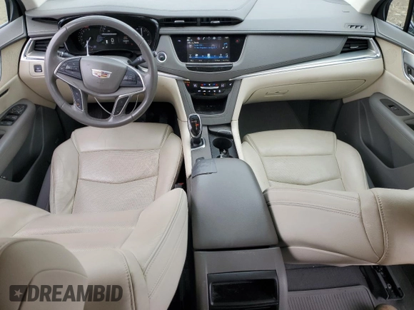 2018 Cadillac XT5 Luxury AWD z VIN 1GYKNDRSXJZ181542, wystawiony jako Copart lot #45287945 z przebiegiem 108 347 mil mil oraz Szkoda całkowita • Salvage title. Historia ofert i sprzedaży dostępna na DreamBid. Obrazek 8.