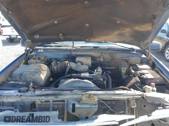 1997 Chevrolet Silverado 1500 with VIN 2GCEK19R8V1141126, listed as a IAAI auction lot 41714771 with 261,347 mi miles and . Bid and sale history available at DreamBid. Image 10.