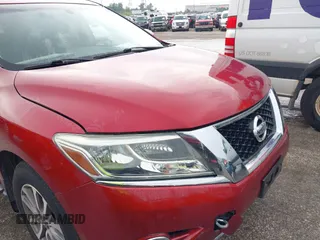 2014 Nissan Pathfinder S with VIN 5N1AR2MM7EC619604, listed as a IAAI auction lot 42694493 with 75,388 mi miles and . Bid and sale history available at DreamBid. Image 6.