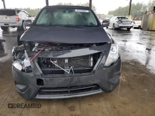 2017 Nissan Versa SV z VIN 3N1CN7AP5HK437552, wystawiony jako Copart lot #45265895 z przebiegiem 168 202 mil mil oraz Szkoda całkowita • Salvage title. Historia ofert i sprzedaży dostępna na DreamBid. Obrazek 5.