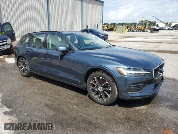 2019 Volvo V60 Momentum z VIN YV1102EK8K1337288, wystawiony jako Copart lot #59759465 z przebiegiem 31 050 mil mil oraz Szkoda całkowita • Salvage title. Historia ofert i sprzedaży dostępna na DreamBid. Obrazek 4.