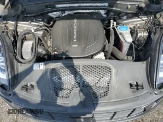 2018 Porsche Macan with VIN WP1AA2A56JLB18401, listed as a Copart auction lot 62336925 with 65,178 mi miles and Salvage title. Bid and sale history available at DreamBid. Image 12.