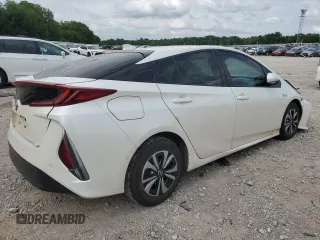 2017 Toyota Prius Plus with VIN JTDKARFP3H3060427, listed as a Copart auction lot 57611485 with Not provided miles and Non repairable. Bid and sale history available at DreamBid. Image 3.