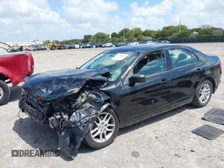 2010 Ford Fusion S with VIN 3FAHP0GA1AR269810, listed as a IAAI auction lot 41945504 with 1 mi miles. Bid and sale history available at carsss.com. Image 18.