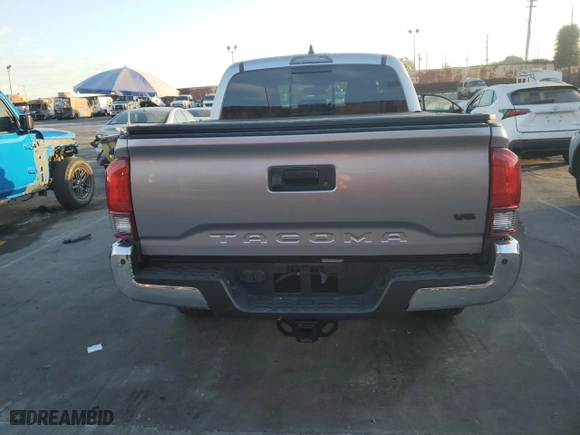 2020 Toyota Tacoma 2WD SR5 with VIN 3TMAZ5CN4LM138902, listed as a Copart auction lot 83234744 with 25,447 mi miles and Salvage Title. Bid and sale history available at carsss.com. Image 6.