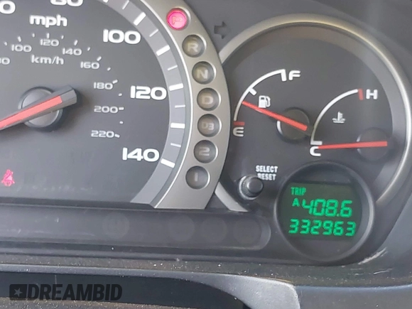 2005 Honda Pilot EX with VIN 2HKYF18485H517538, listed as a IAAI auction lot 41959922 with 332,963 mi miles. Bid and sale history available at carsss.com. Image 7.