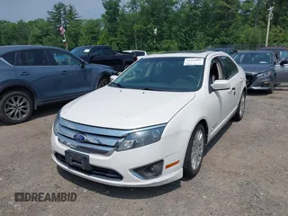 2010 Ford Fusion Hybrid с VIN 3FADP0L37AR283930, выставлен на аукционе IAAI как лот 42494005 с пробегом 179 592 миль миль и . История ставок и продаж доступна на DreamBid. Изображение 6.