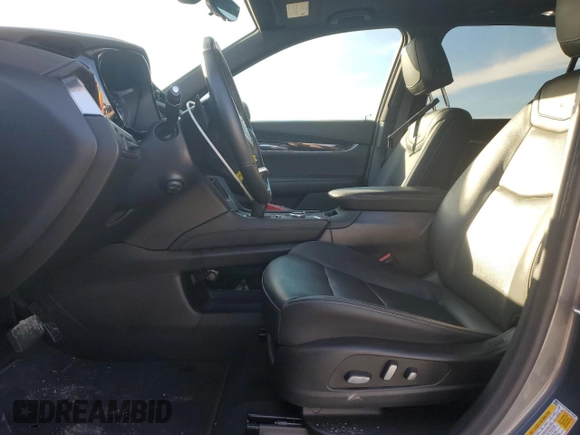 2022 Cadillac XT6 Premium Luxury with VIN 1GYKPCRS2NZ150229, listed as a Copart auction lot 86952664 with 25,902 mi miles and Salvage Title. Bid and sale history available at carsss.com. Image 7.