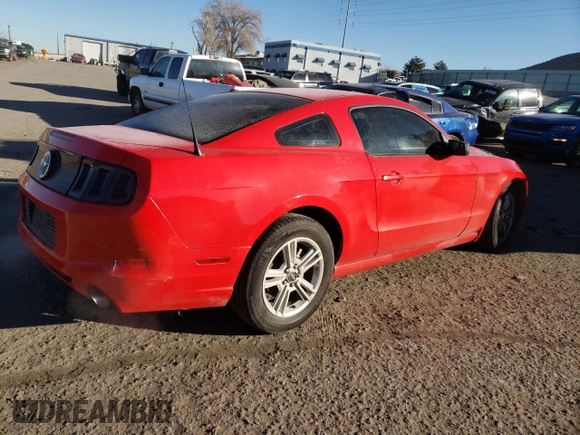 2014 Ford Mustang V6 z VIN 1ZVBP8AM5E5276735, wystawiony jako Copart lot #88933725 z przebiegiem 139 388 mil mil oraz Szkoda całkowita • Salvage title. Historia ofert i sprzedaży dostępna na DreamBid. Obrazek 3.