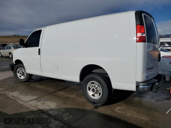 2020 GMC Savana Cargo z VIN 1GTW7AFGXL1264289, wystawiony jako Copart lot #46355335 z przebiegiem 112 214 mil mil oraz Szkoda całkowita • Salvage title. Historia ofert i sprzedaży dostępna na DreamBid. Obrazek 2.