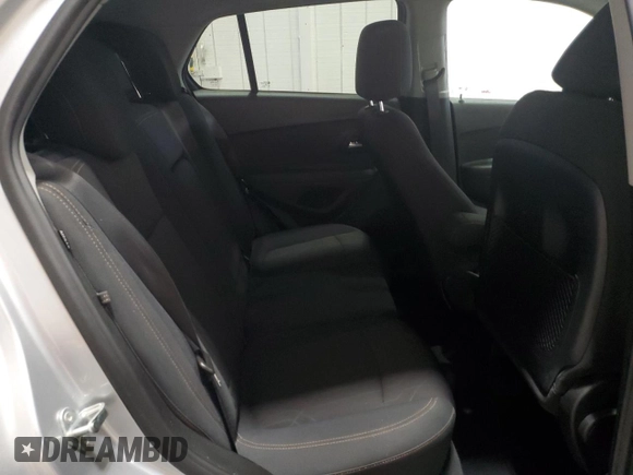 2020 Chevrolet Trax LT with VIN 3GNCJLSB9LL328526, listed as a Copart auction lot 49982765 with 39,560 mi miles and Salvage Title. Bid and sale history available at carsss.com. Image 12.