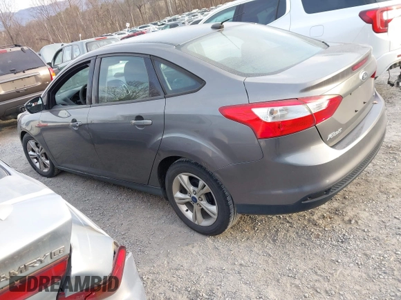 2013 Ford Focus SE with VIN 1FADP3F23DL242069, listed as a IAAI auction lot 41781817 with 265,630 mi miles. Bid and sale history available at carsss.com. Image 3.
