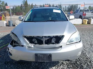 2008 Lexus RX with VIN 2T2HK31U38C069679, listed as a IAAI auction lot 42119684 with 134,196 mi miles. Bid and sale history available at carsss.com. Image 12.