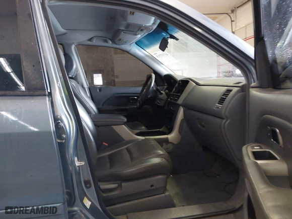 2007 Honda Pilot EX-L with VIN 2HKYF18767H514926, listed as a IAAI auction lot 41717715 with 129,927 mi miles. Bid and sale history available at carsss.com. Image 5.