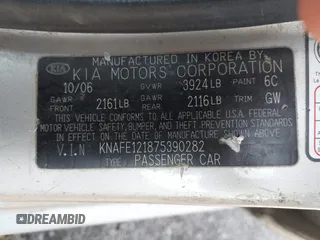 2007 Kia Spectra EX z VIN KNAFE121875390282, wystawiony jako IAAI lot #42258052 z przebiegiem 97 869 mil mil oraz . Historia ofert i sprzedaży dostępna na DreamBid. Obrazek 9.