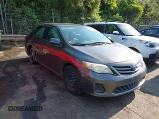 2013 Toyota Corolla L с VIN 5YFBU4EE2DP169733, выставлен на аукционе IAAI как лот 42300007 с пробегом 86 022 миль миль и . История ставок и продаж доступна на DreamBid. Изображение 1.