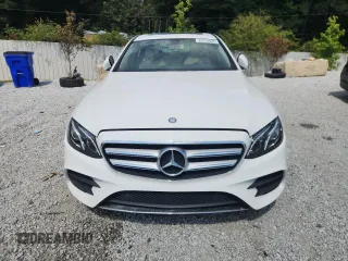 2017 Mercedes-Benz E 300 Luxury with VIN WDDZF4JB0HA108983, listed as a Copart auction lot 62722635 with 89,526 mi miles and Clean title. Bid and sale history available at DreamBid. Image 5.