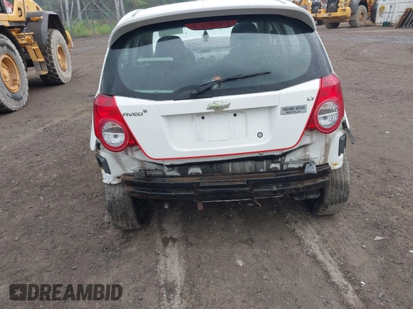 2010 Chevrolet Aveo 2LT z VIN KL1TG6DE6AB117404, wystawiony jako IAAI lot #42112930 z przebiegiem 105 519 mil mil oraz . Historia ofert i sprzedaży dostępna na DreamBid. Obrazek 6.