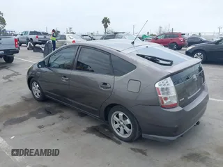 2007 Toyota Prius with VIN JTDKB20U473202513, listed as a IAAI auction lot 42039744 with 176,233 mi miles. Bid and sale history available at carsss.com. Image 3.