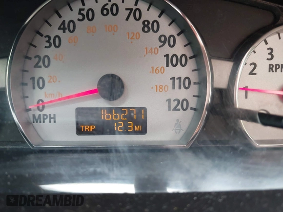 2007 Saturn ION z VIN 1G8AW15B67Z193449, wystawiony jako IAAI lot #42285412 z przebiegiem 166 271 mil mil oraz . Historia ofert i sprzedaży dostępna na DreamBid. Obrazek 16.