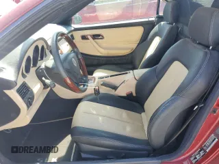 2002 Mercedes-Benz SLK 320 z VIN WDBKK65F62F265927, wystawiony jako Copart lot #49832295 z przebiegiem 64 490 mil mil oraz Czysty tytuł • Clean title. Historia ofert i sprzedaży dostępna na DreamBid. Obrazek 7.
