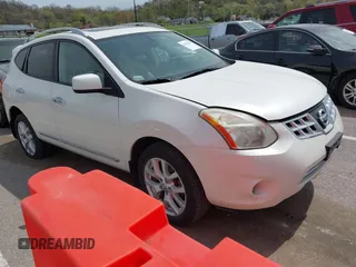 2011 Nissan Rogue SV z VIN JN8AS5MV1BW262597, wystawiony jako IAAI lot #41994331 z przebiegiem 165 850 mil mil oraz . Historia ofert i sprzedaży dostępna na DreamBid. Obrazek 1.