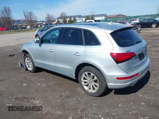 2013 Audi Q5 Premium Plus with VIN WA1LFAFP9DA002653, listed as a IAAI auction lot 41830074 with 140,033 mi miles. Bid and sale history available at carsss.com. Image 3.