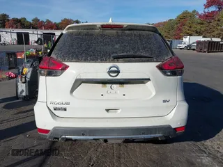 2019 Nissan Rogue SV with VIN KNMAT2MT7KP527457, listed as a IAAI auction lot 40711047 with 88,952 mi miles and . Bid and sale history available at DreamBid. Image 16.