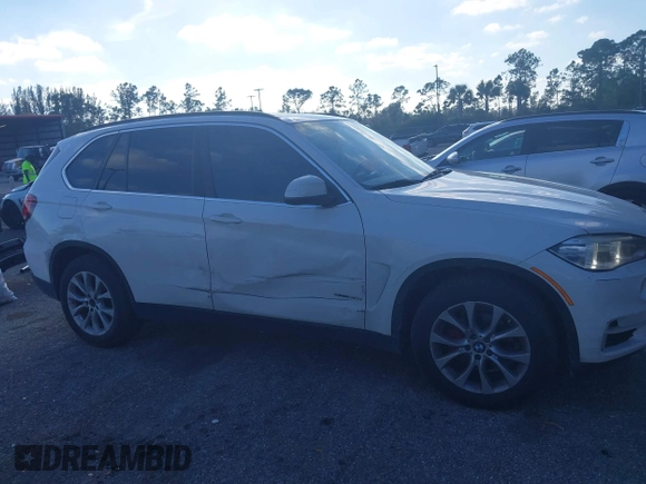 2016 BMW X5 sDrive35i z VIN 5UXKR2C5XG0R70450, wystawiony jako IAAI lot #41470535 z przebiegiem 181 111 mil mil oraz . Historia ofert i sprzedaży dostępna na DreamBid. Obrazek 6.