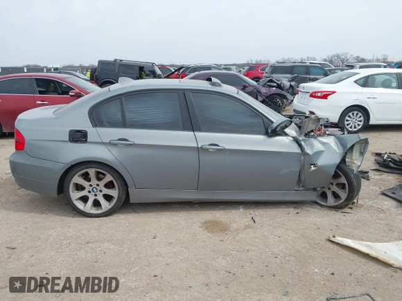 2006 BMW 3 Series 325i with VIN WBAVB13566PT14245, listed as a IAAI auction lot 41770035 with 1 mi miles. Bid and sale history available at carsss.com. Image 13.