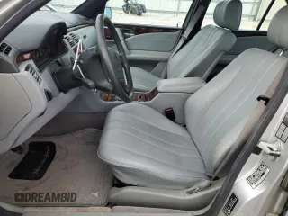 1996 Mercedes-Benz E Class with VIN WDBJF20F9TJ003169, listed as a Copart auction lot 45449525 with 171,754 mi miles and Salvage Title. Bid and sale history available at carsss.com. Image 7.